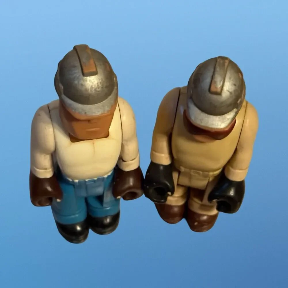 Vintage 1979 Fisher Price Construction HUSKY HELPERS Action Figure Workers FP